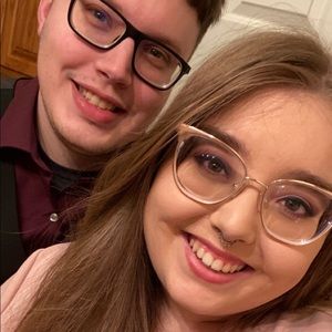 Meet your Posher, Carrington